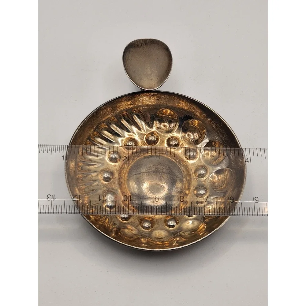 Vintage Silverplate Sommelier Wine Tasting Cup Tastevin Repousse Finger Ring 3" - Picture 3 of 5